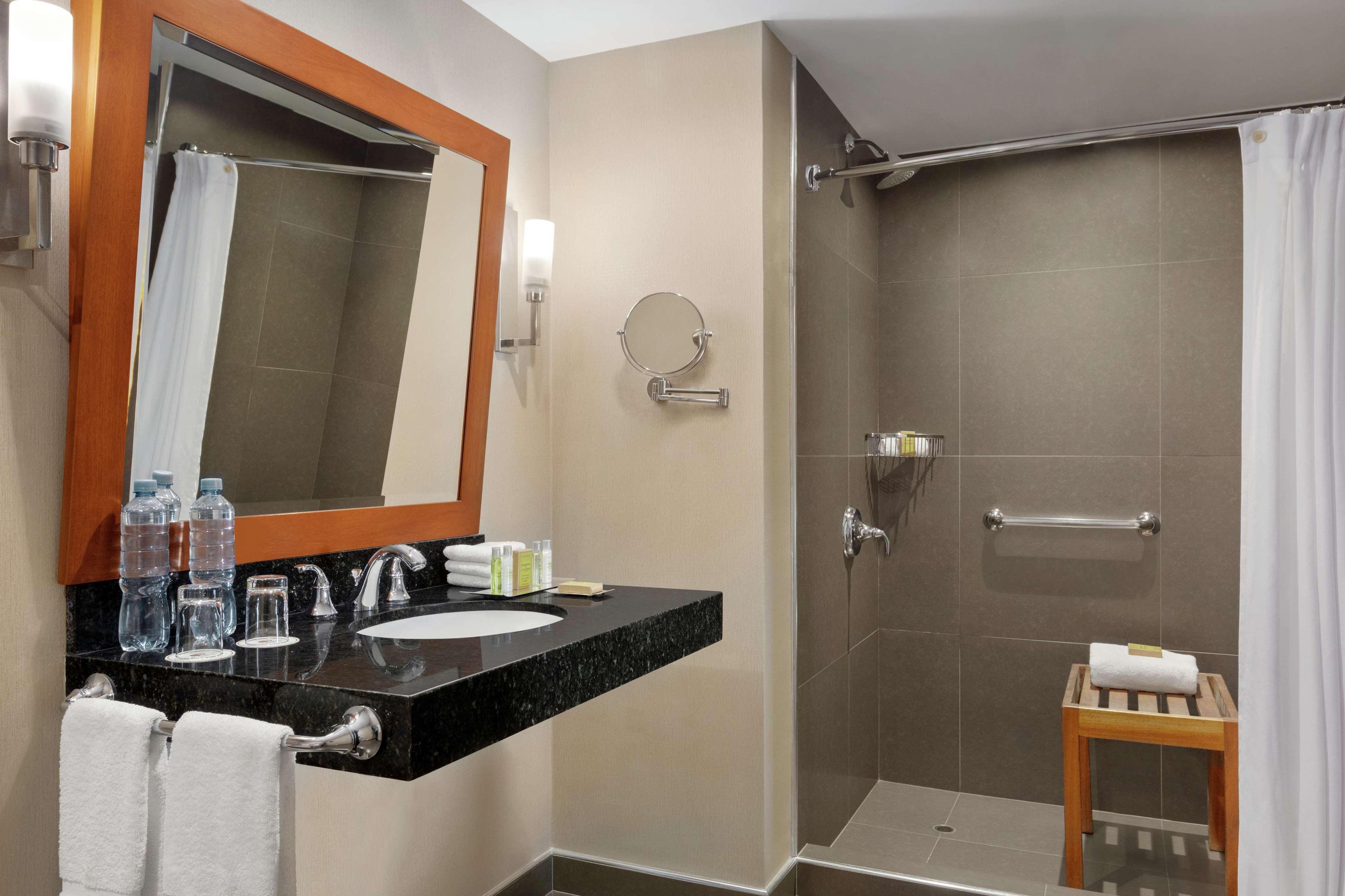 Doubletree By Hilton Lima Miraflores El Pardo Bagian luar foto