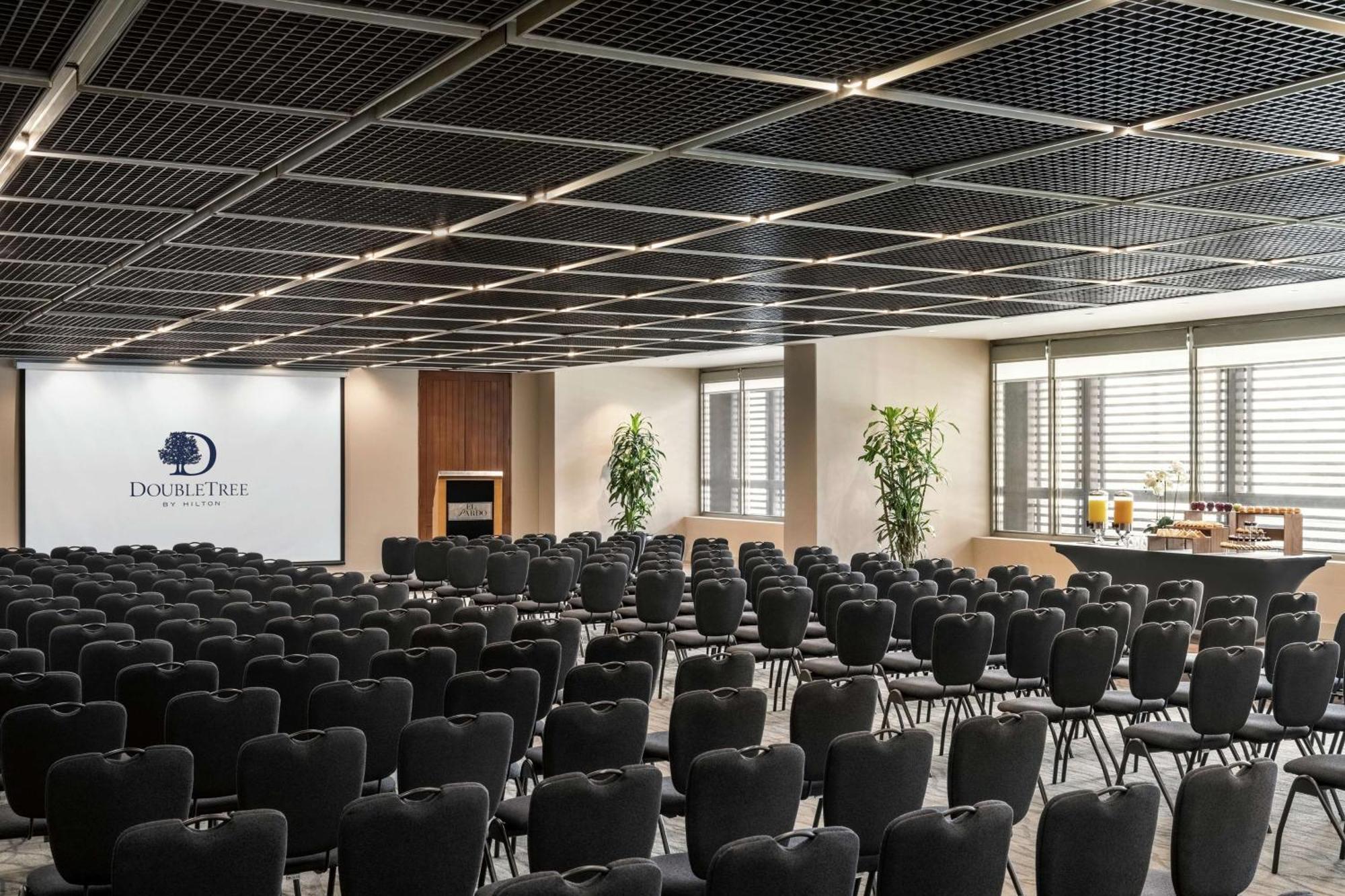 Doubletree By Hilton Lima Miraflores El Pardo Bagian luar foto