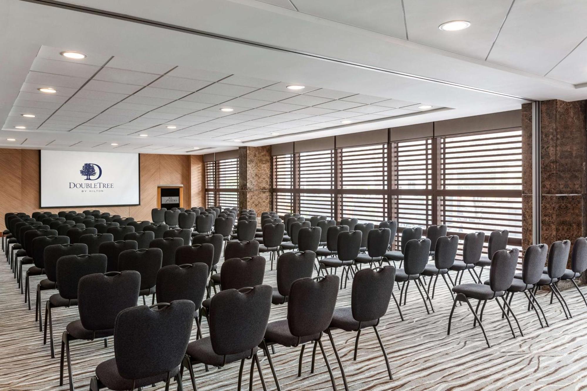 Doubletree By Hilton Lima Miraflores El Pardo Bagian luar foto